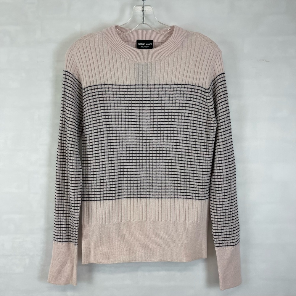 Giorgio Armani 100% Cashmere Sweater Blush Gray Stripe Made in Italy Size 42‎